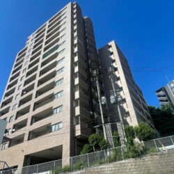 ＜オーナーチェンジ物件、八幡西区岡田町、最上階・角部屋の4LDK。 サンパーク岡田町・14階部分