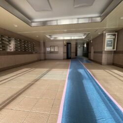 エントランスホール