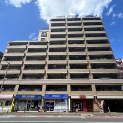 ＜福岡市城南区別府3丁目、地下鉄駅前物件、3LDK・内装リフォーム物件◎＞ ロイヤルマンション別府 6階部分