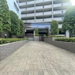 エントランス外観